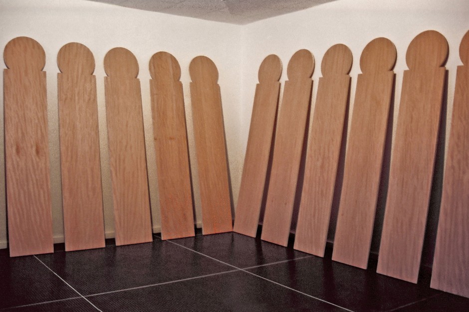 Wood 260 x 50 x 2.5 cm a board Museum of Fine Arts, Dole, France 1999